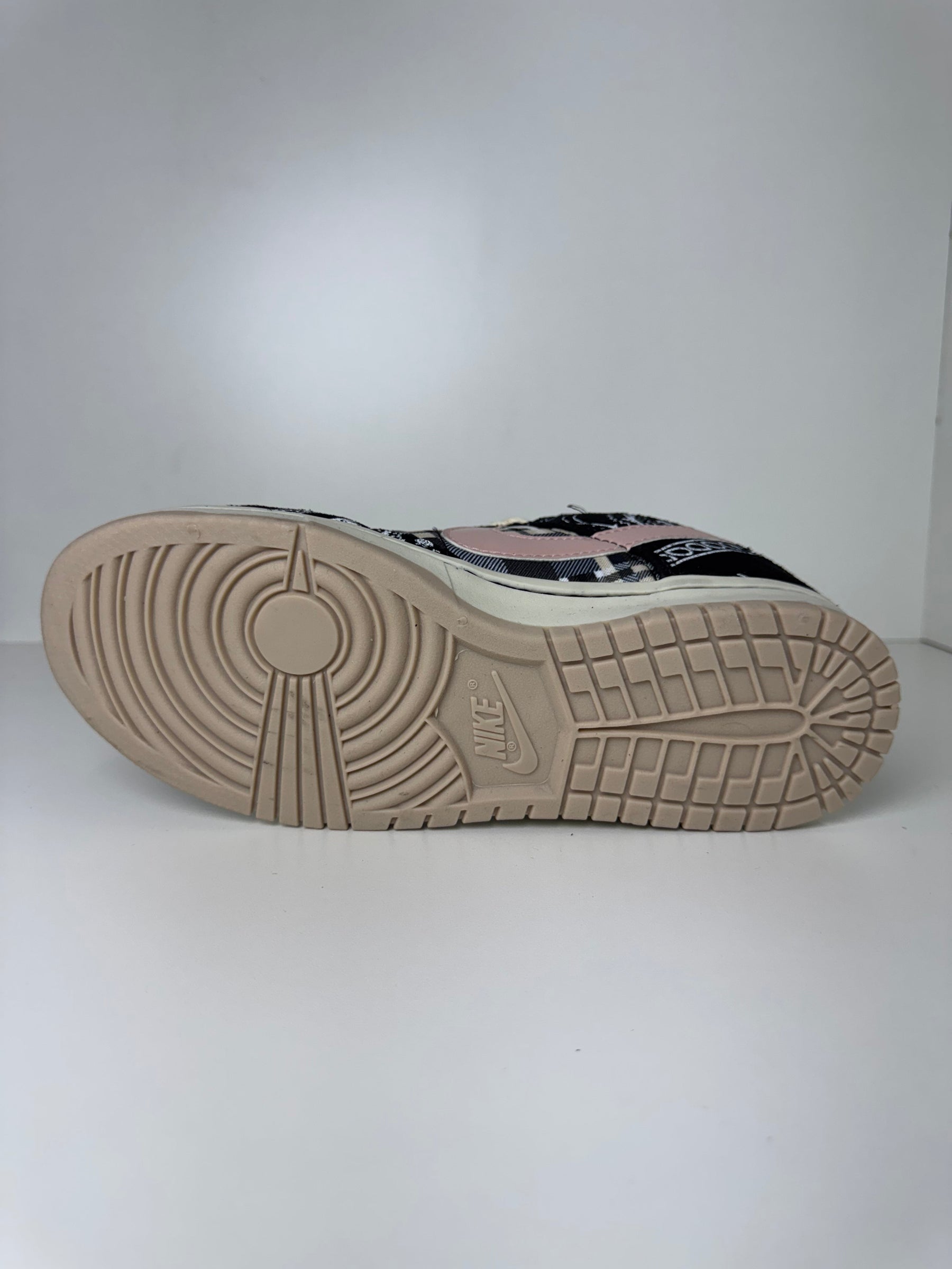 Tênis Nike Dunk X Travis Scott Cactus Jack
