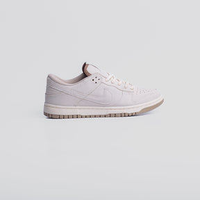 Tênis Nike Dunk Low Off White