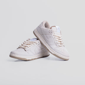 Tênis Nike Dunk Low Off White