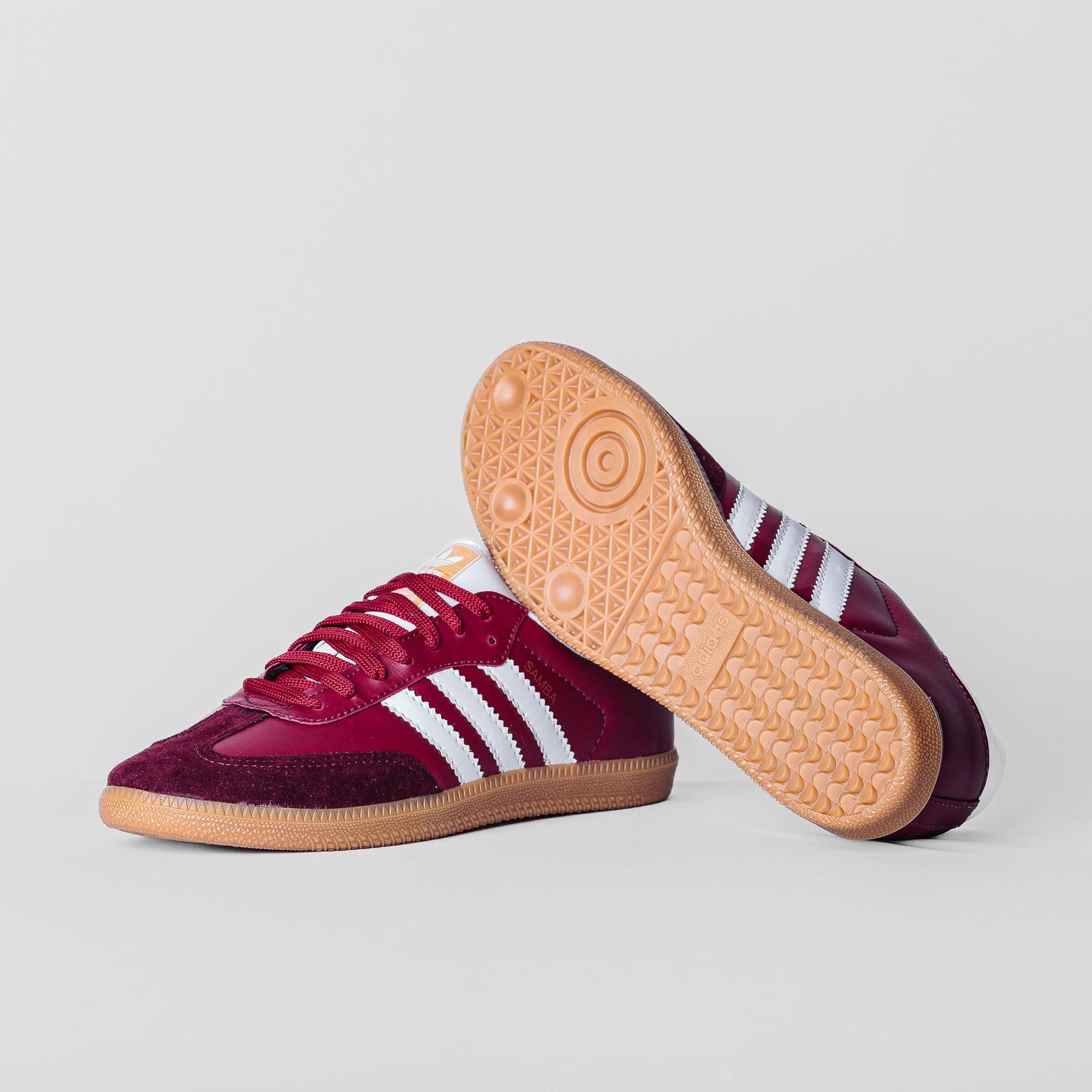 Samba Vermelho Tênis