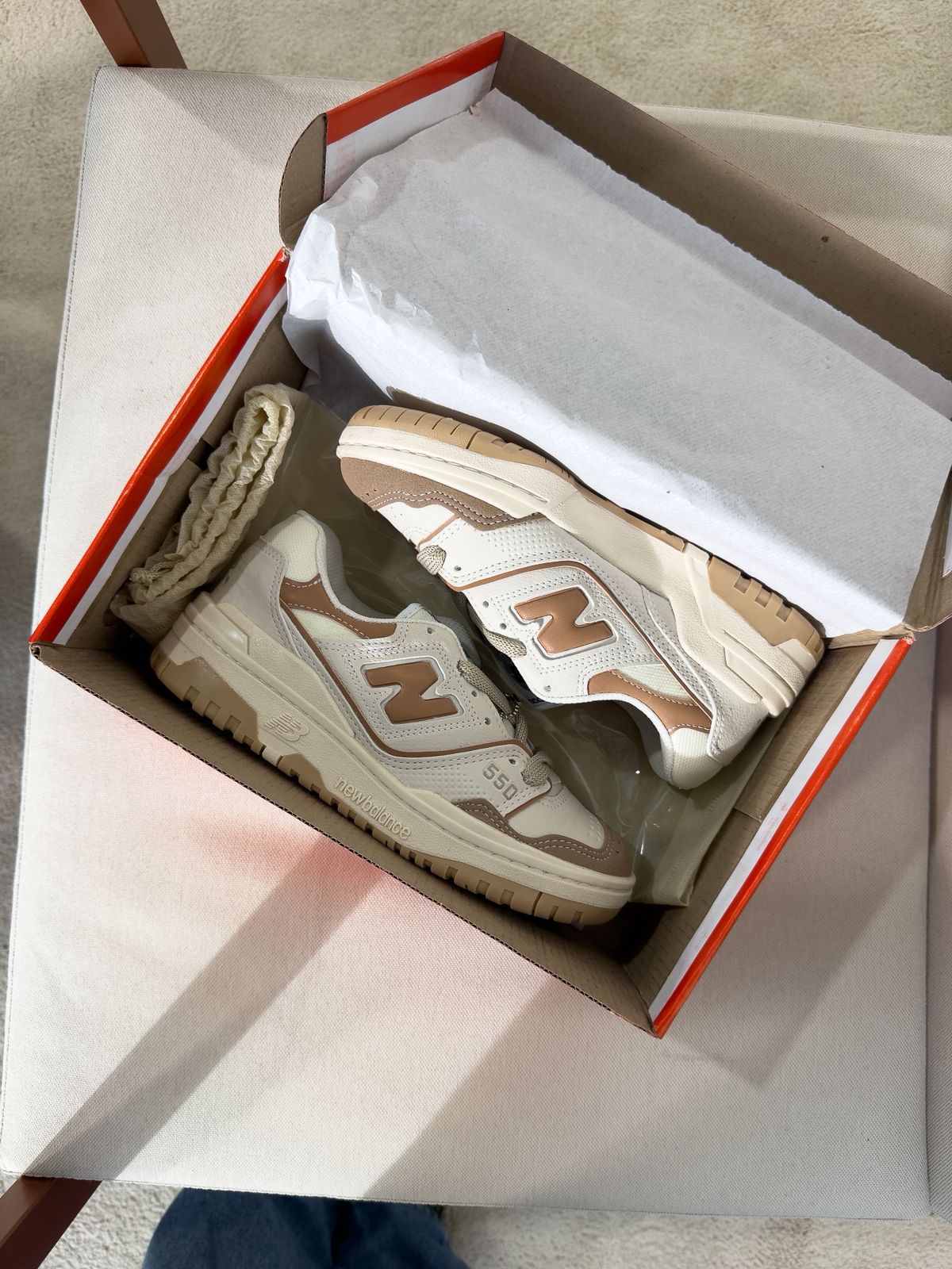 NB550