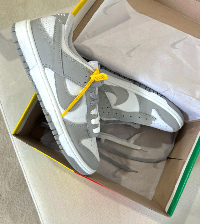Tênis Nike Dunk Low Cinza
