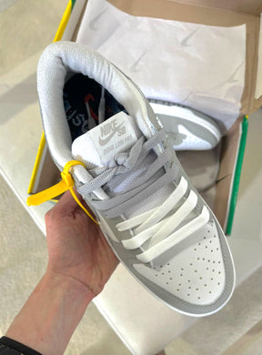 Tênis Nike Dunk Low Cinza