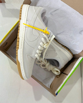 Tênis Nike Dunk Low Off White
